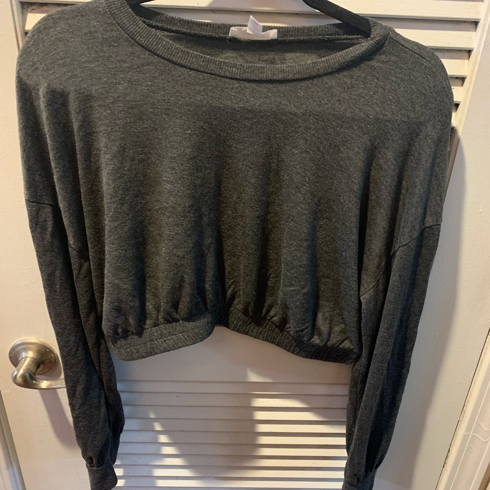 Extremely soft cropped lounge top